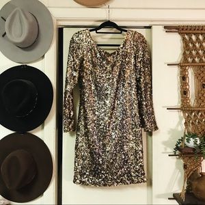 Sequined backless formal mini dress NWT!
